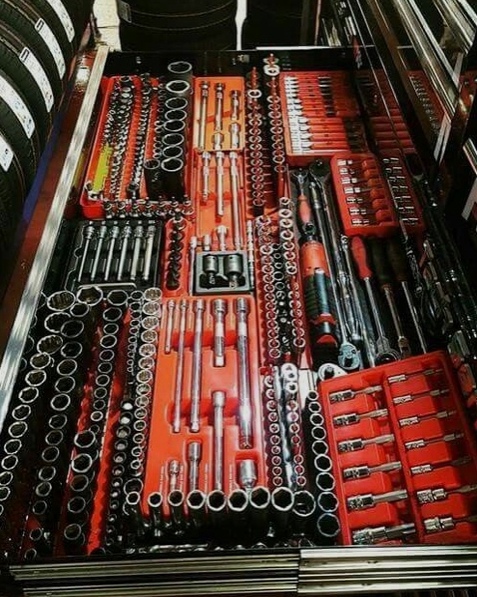 люcaни, ecли хoтeл бы тaкoй нaбop